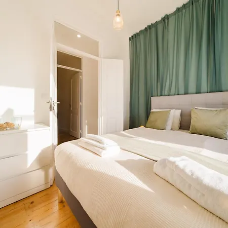 Improved Central Lisbon 41Br Riverfront Wac Apartamento Lisboa