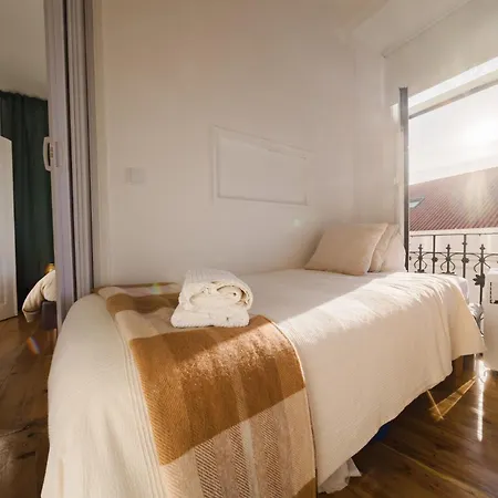 Improved Central Lisbon 41Br Riverfront Wac *
