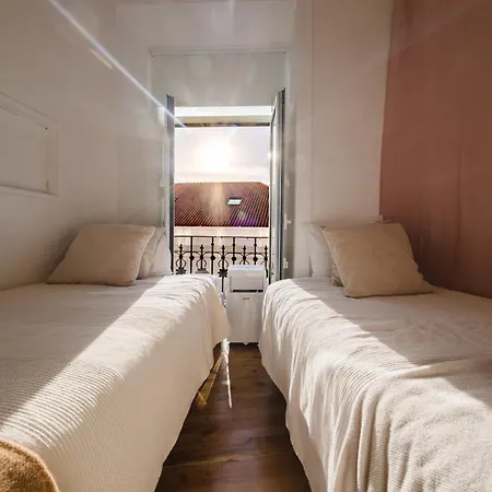 Improved Central Lisbon 41Br Riverfront Wac Apartamento