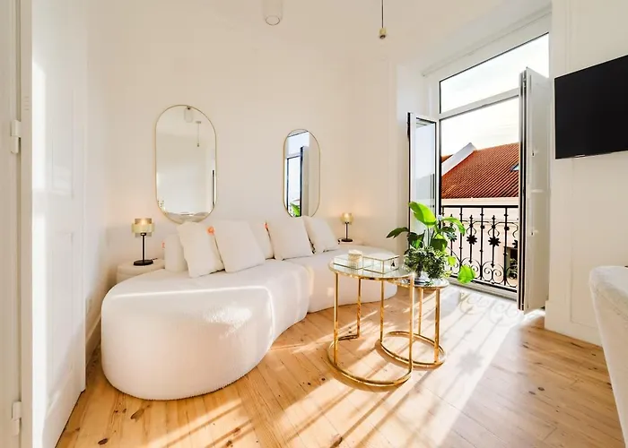 New&improved 41 Bedriver Front Lisbon