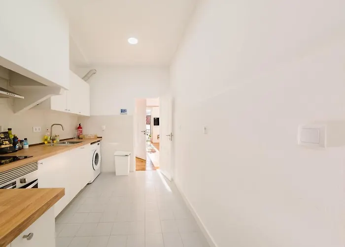 New&improved 41 Bedriver Front *