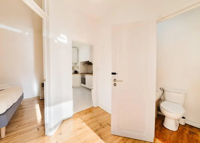 Apartment New&improved 41 Bedriver Front Lisbon