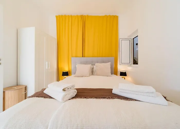 New&improved 41 Bedriver Front Lisbon