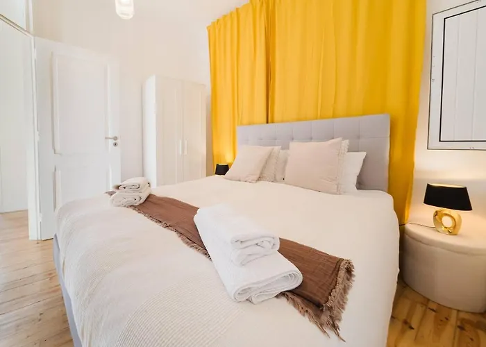 Apartment New&improved 41 Bedriver Front Lisbon