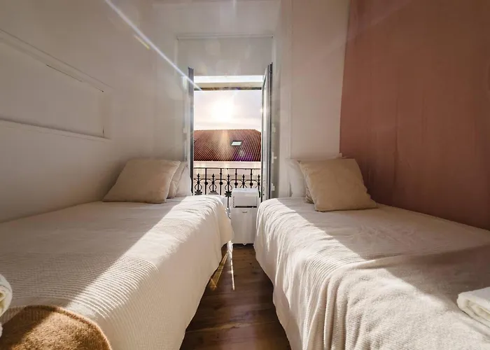 Apartment New&improved 41 Bedriver Front