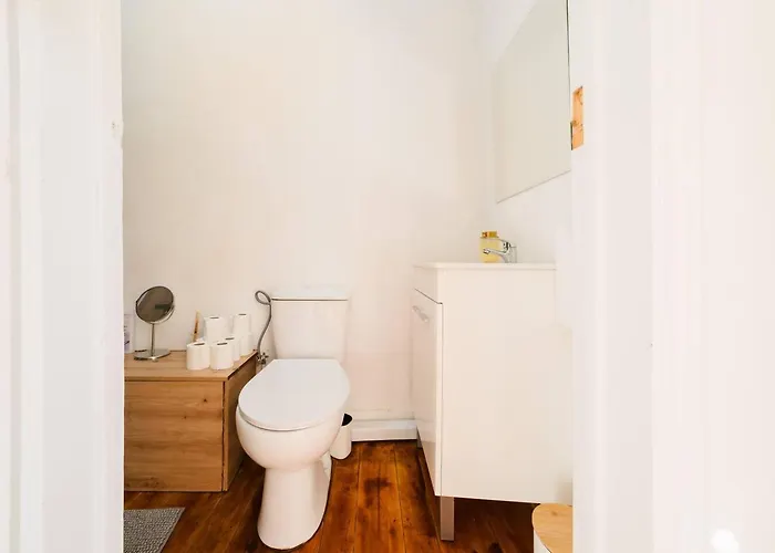 Apartment New&improved 41 Bedriver Front