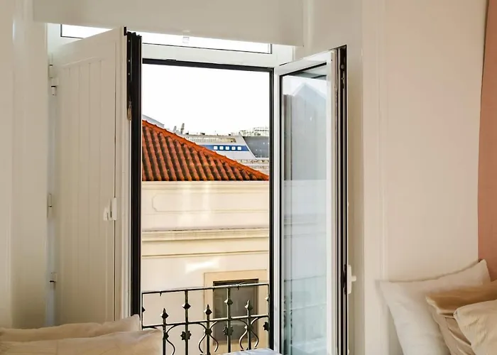 Apartment New&improved 41 Bedriver Front Lisbon