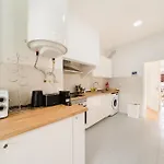 New&improved 41 Bedriver Front Lisboa