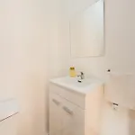 Apartment New&improved 41 Bedriver Front Lisbon